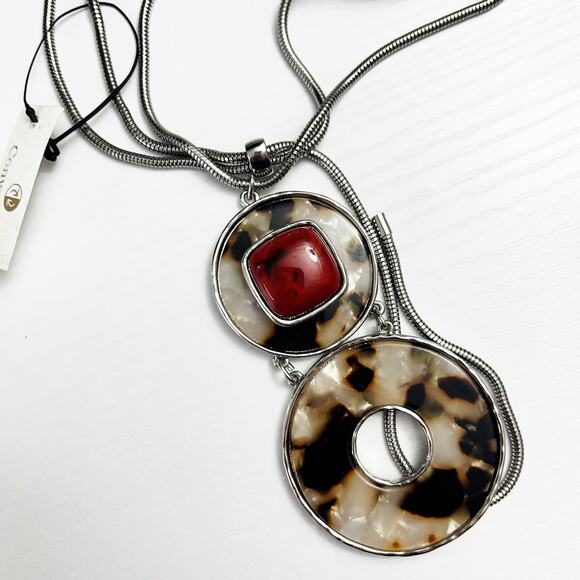 NEW Chico's Adjustable Faux Tortoise Shell Pendant Necklace - Picture 5 of 7